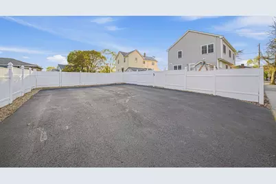 305 Lynn St, Malden, MA 02148 - Photo 40