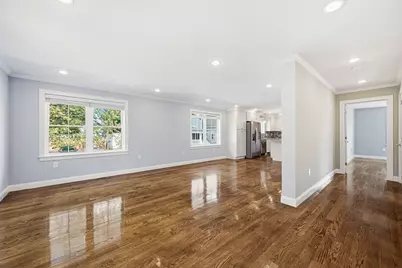 305 Lynn St, Malden, MA 02148 - Photo 6