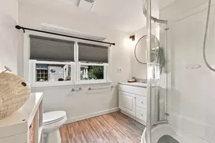 1533 Morton Ave, New Bedford, MA 02745 - Photo 24