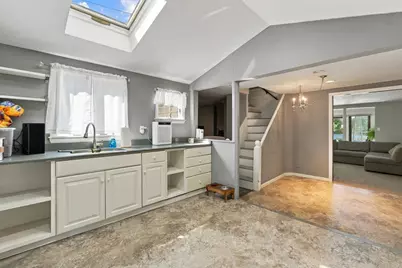 1533 Morton Avenue, New Bedford, MA 02745 - Photo 10