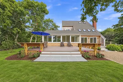 62 Schoolhouse Rd, Edgartown, MA 02539 - Photo 2