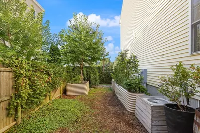 142 Bridge St #2, Salem, MA 01970 - Photo 16