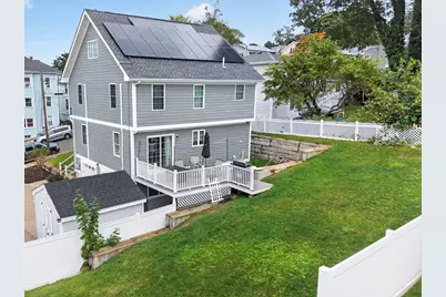 17 Montgomery St, Fall River, MA 02720 - Photo 4