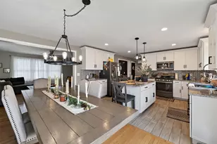 17 Montgomery St, Fall River, MA 02720 - Photo 14