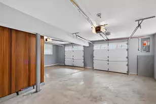 17 Montgomery St, Fall River, MA 02720 - Photo 32