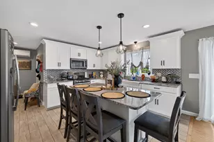 17 Montgomery St, Fall River, MA 02720 - Photo 18