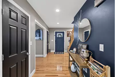 17 Montgomery St, Fall River, MA 02720 - Photo 10