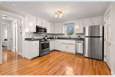 27 Sycamore Road, Melrose, MA 02176 - Photo 18