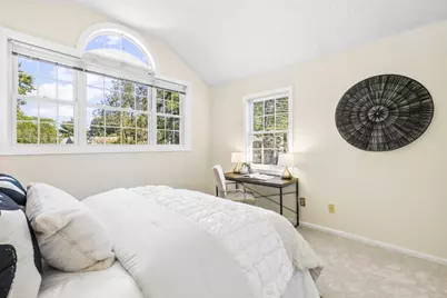 21 Treetop Ct #21, Burlington, MA 01803 - Photo 24