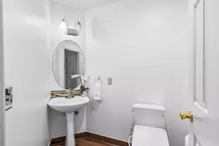 21 Treetop Ct, Burlington, MA 01803 - Photo 14