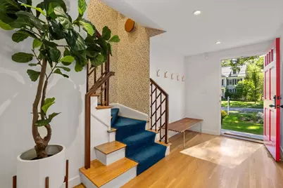 15 Wedgwood Rd, Wellesley, MA 02481 - Photo 2