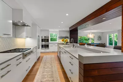 15 Wedgwood Rd, Wellesley, MA 02481 - Photo 6