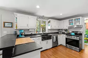 102 Elm St, Newbury, MA 01922 - Photo 8