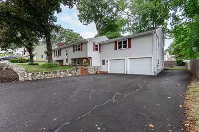 7 Stoney Brook Ln, Milford, MA 01757 - Photo 1
