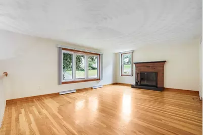 7 Stoney Brook Ln, Milford, MA 01757 - Photo 6