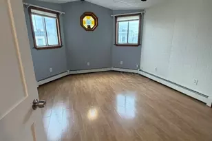 837 5 E 2nd St, Boston, MA 02127 - Photo 4
