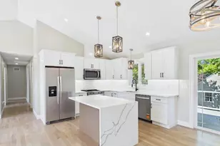 187 Pitman St, New Bedford, MA 02746 - Photo 12