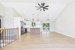 187 Pitman St, New Bedford, MA 02746 - Photo 10