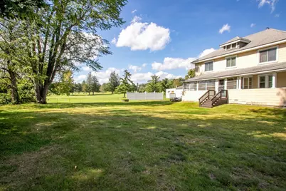202 Pierce St, Leominster, MA 01453 - Photo 4