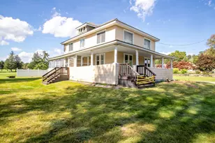 202 Pierce St, Leominster, MA 01453 - Photo 1