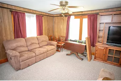 202 Pierce St, Leominster, MA 01453 - Photo 14