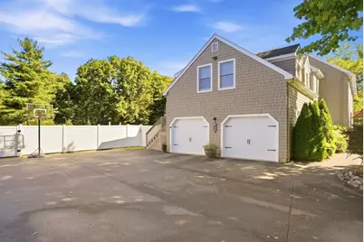 355 Tyler St, Dracut, MA 01826 - Photo 40