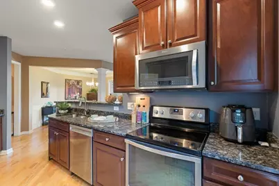 23 Augustus Court #2004, Reading, MA 01867 - Photo 10