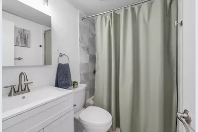 13 Cedar St, Chelmsford, MA 01863 - Photo 10