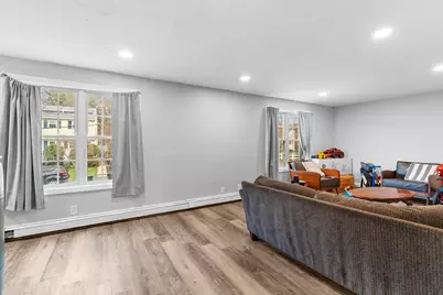 21 Dale Rd #B, Holbrook, MA 02343 - Photo 4