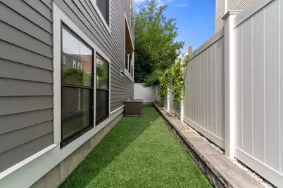 220 Bowen Street #1, Boston, MA 02127 - Photo 12