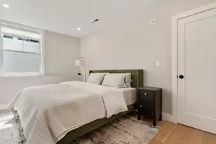 220 Bowen St, Boston, MA 02127 - Photo 8