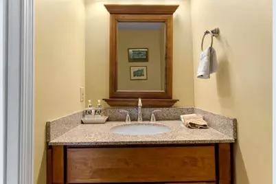 612 Essex Ave #5, Gloucester, MA 01930 - Photo 12