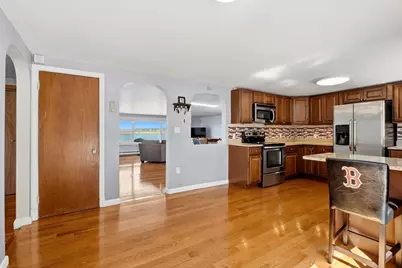 195 Mills Ave, Revere, MA 02151 - Photo 10