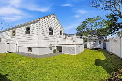 195 Mills Ave, Revere, MA 02151 - Photo 30
