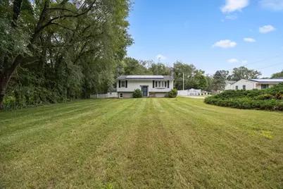 78 Ellis Rd, Southbridge, MA 01550 - Photo 4
