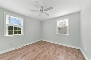 240 Irvington, New Bedford, MA 02745 - Photo 12