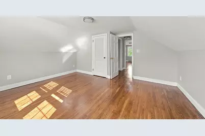 240 Irvington, New Bedford, MA 02745 - Photo 16