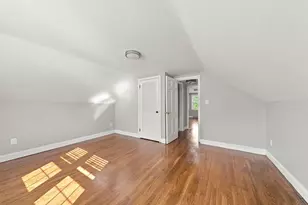 240 Irvington, New Bedford, MA 02745 - Photo 16