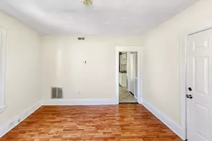 49-1/2 Ellsworth St, Worcester, MA 01610 - Photo 12