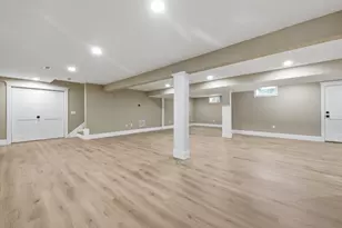 5 Weeping Willow Dr, Andover, MA 01810 - Photo 28