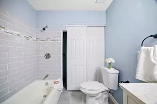 25 Nassau Dr, Springfield, MA 01129 - Photo 8
