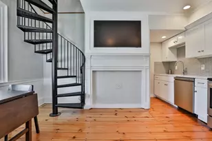 2 Court St, Newburyport, MA 01950 - Photo 10