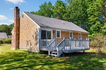 39 Kerrywood Dr, Falmouth, MA 02536 - Photo 2