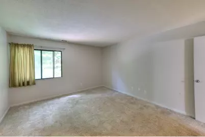 16 Thayer Pond Dr #16, Oxford, MA 01537 - Photo 12