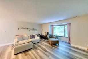 16 Thayer Pond Dr, Oxford, MA 01537 - Photo 16