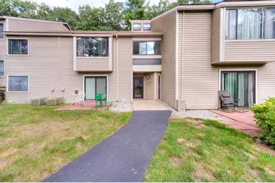 16 Thayer Pond Dr #16, Oxford, MA 01537 - Photo 2