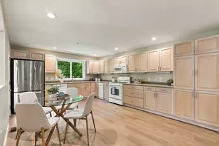 1802 Old Bridge Ln, Bellingham, MA 02019 - Photo 14