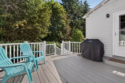 8 Lyndale Rd, Worcester, MA 01606 - Photo 28