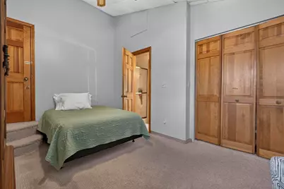 8 Lyndale Rd, Worcester, MA 01606 - Photo 14