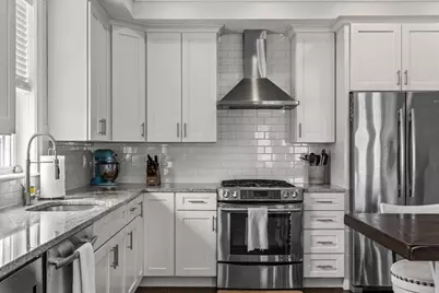 45 Coffey St #6, Boston, MA 02122 - Photo 8